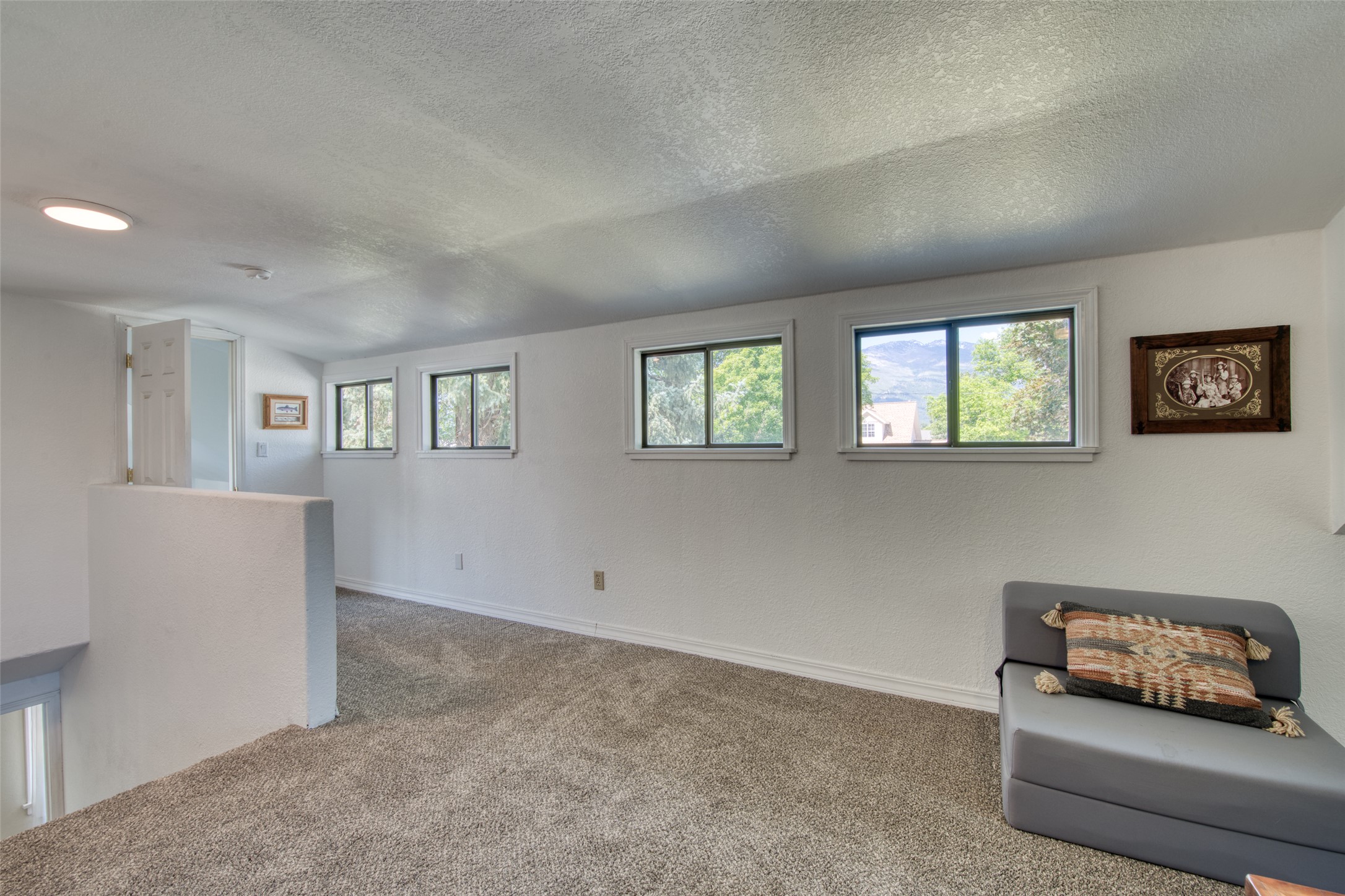 706 S 5th Street