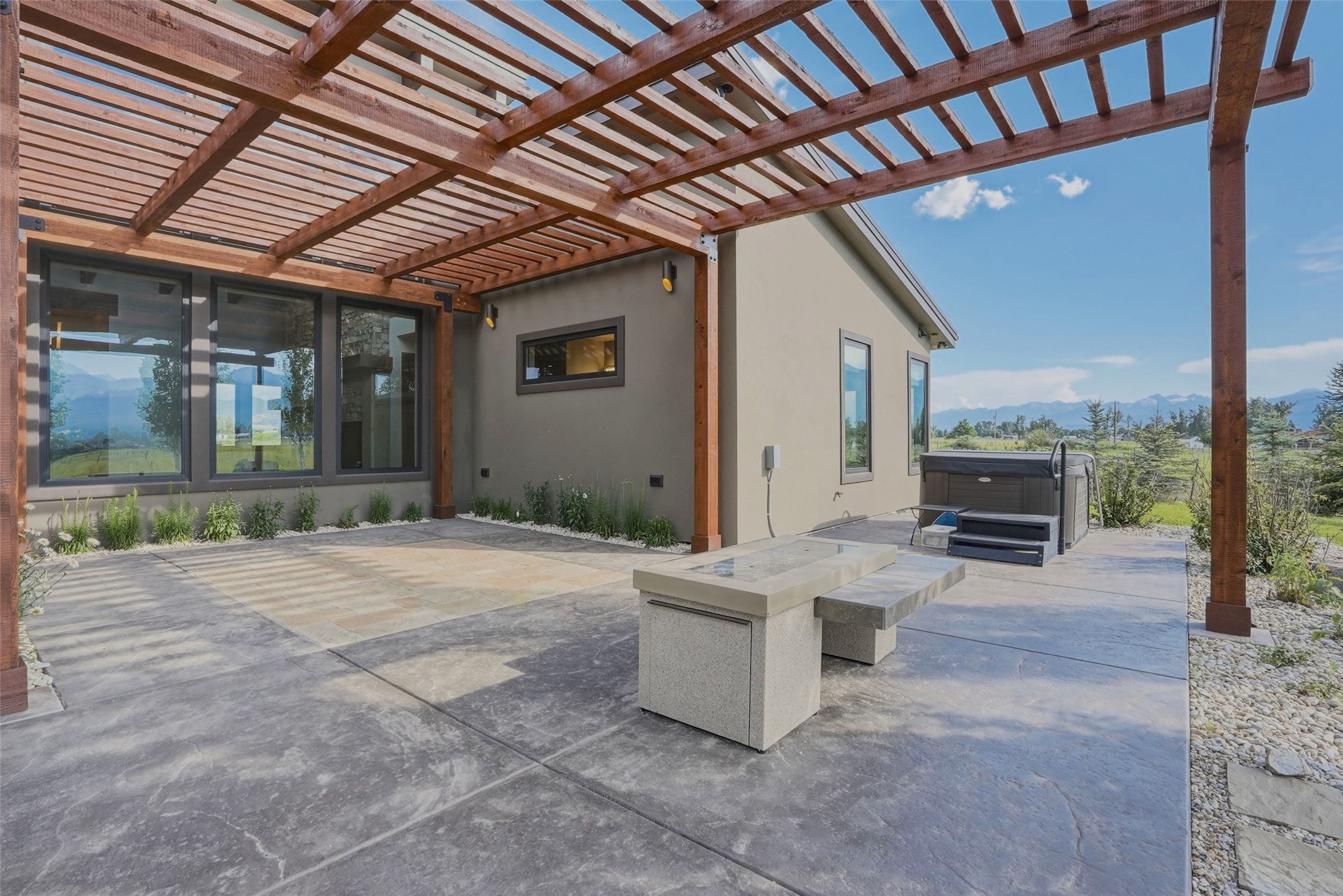 22 Rockaway Road