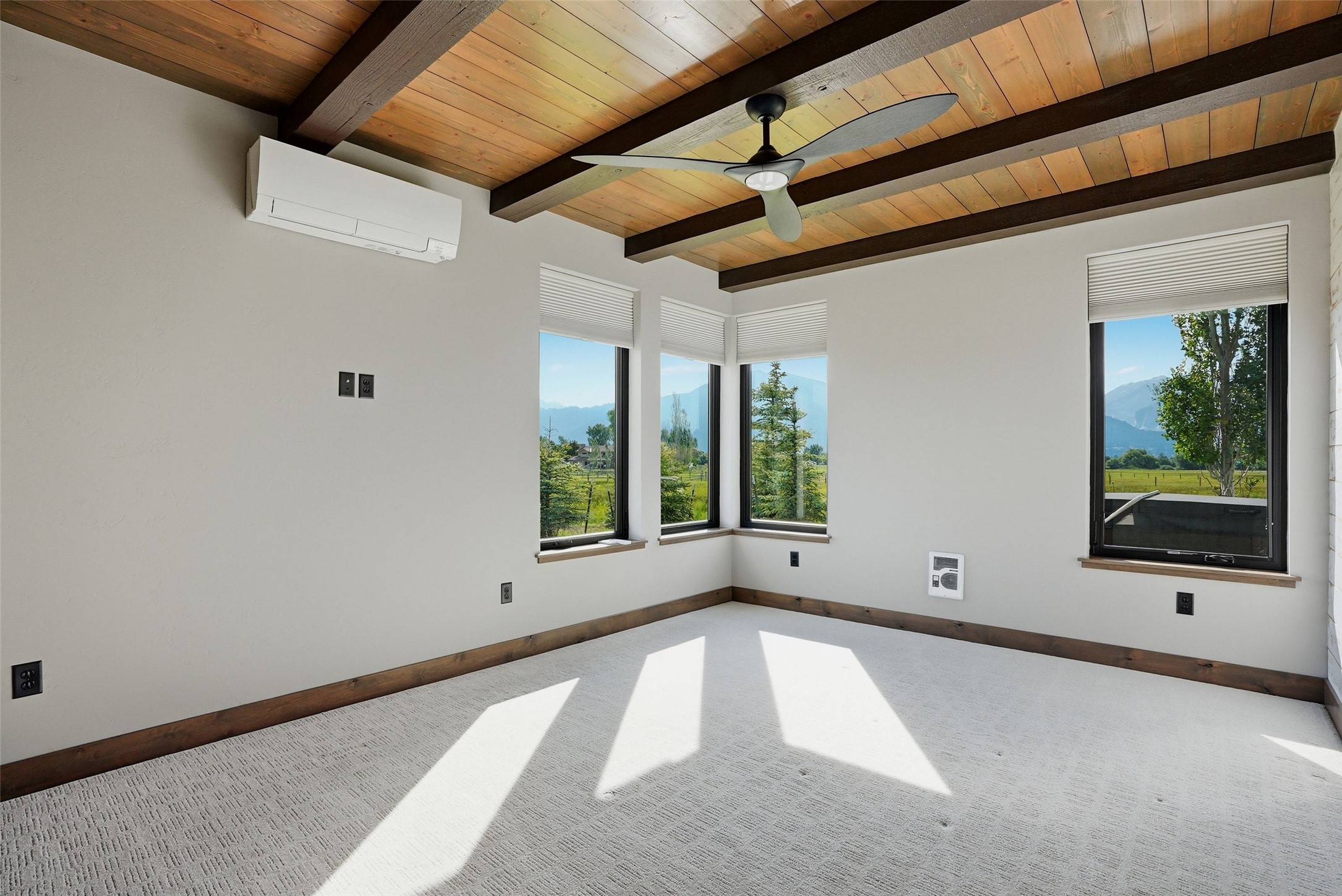 22 Rockaway Road