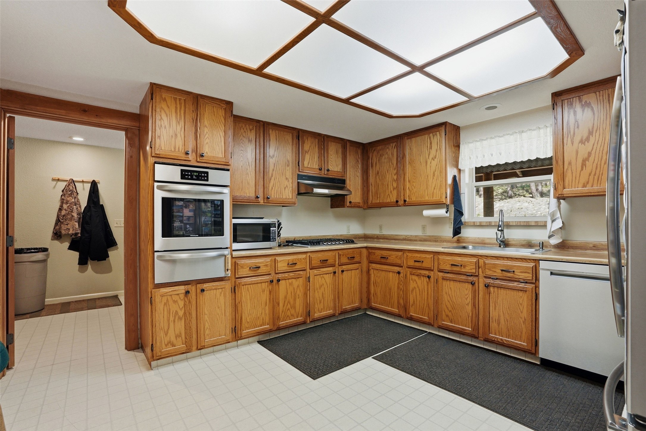 2108 Silver Ridge Road