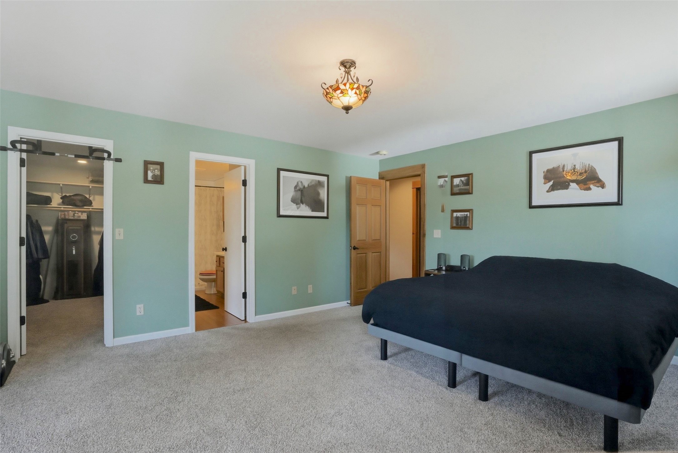 2108 Silver Ridge Road