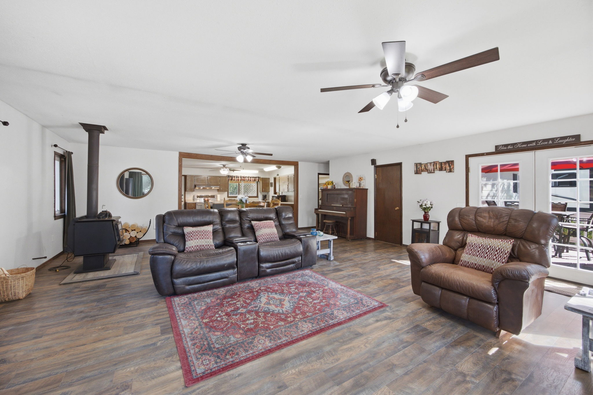 516 Pebble Lane