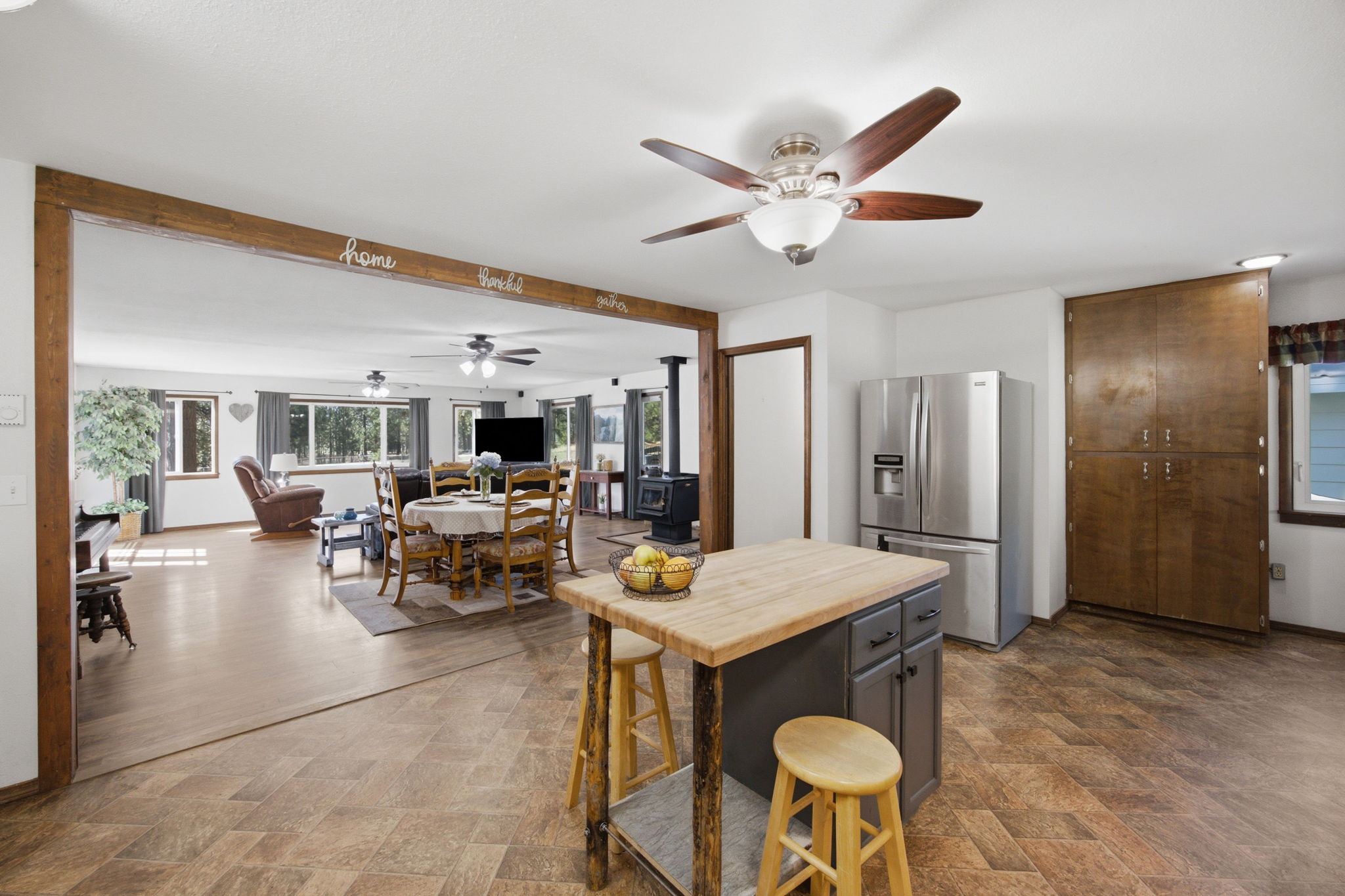 516 Pebble Lane