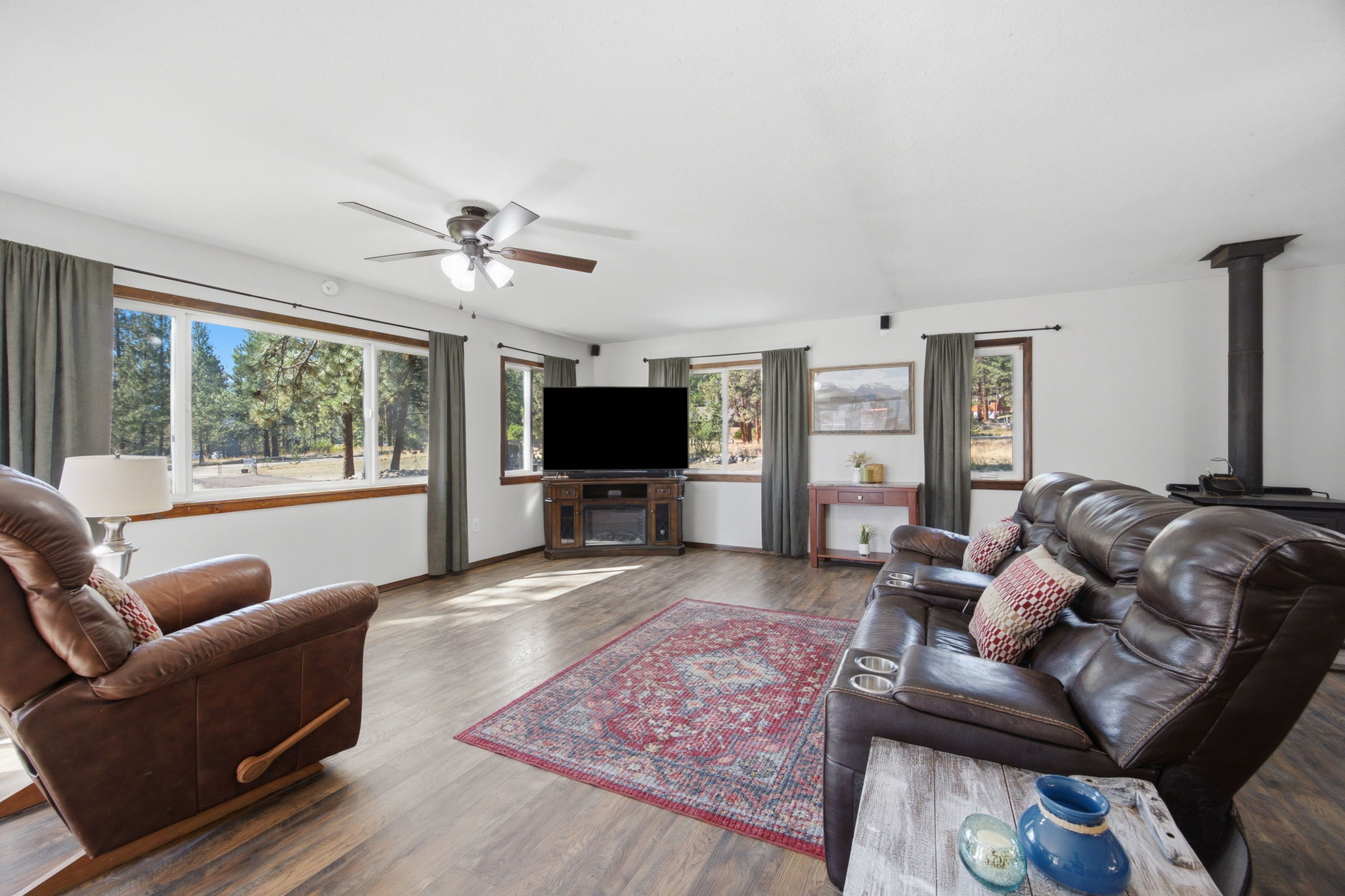 516 Pebble Lane