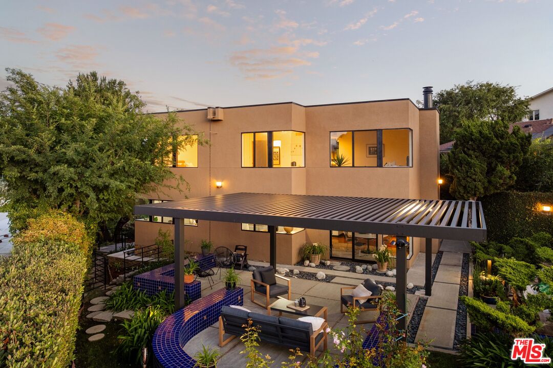 4303 San Rafael Ave