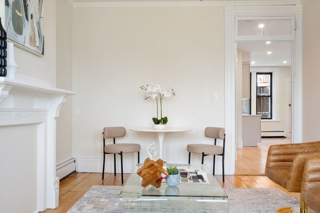 19 Cortes Street # 4