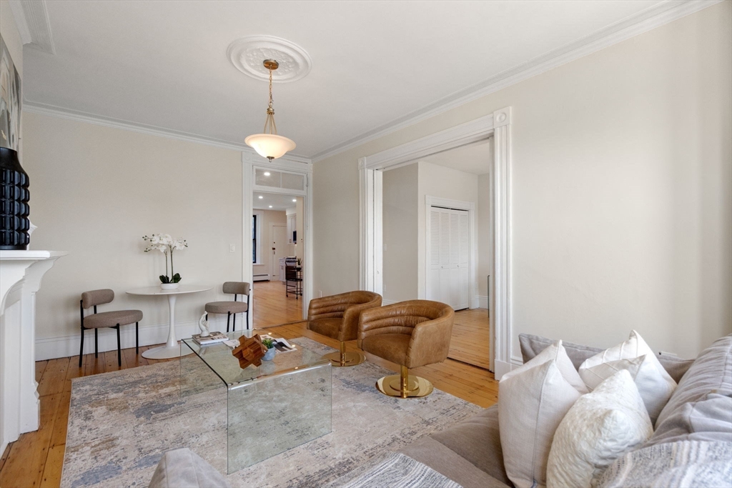 19 Cortes Street # 4