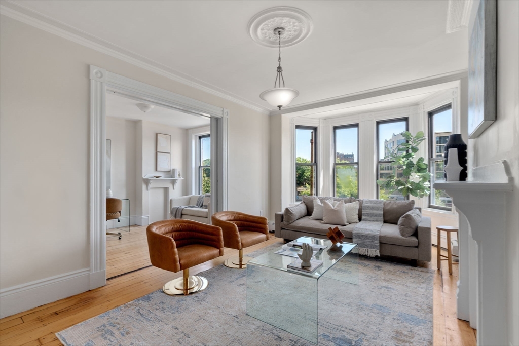 19 Cortes Street # 4