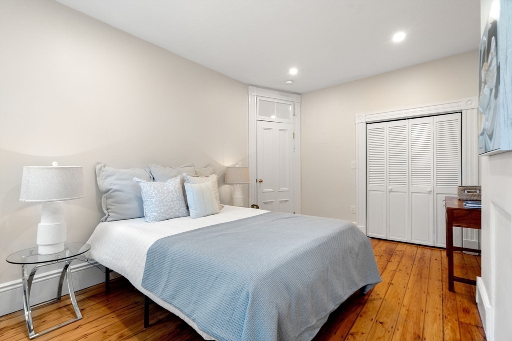 19 Cortes Street # 4