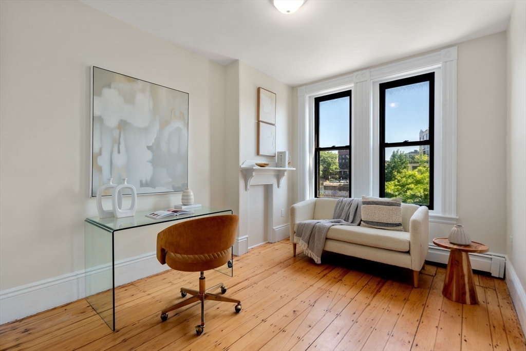 19 Cortes Street # 4