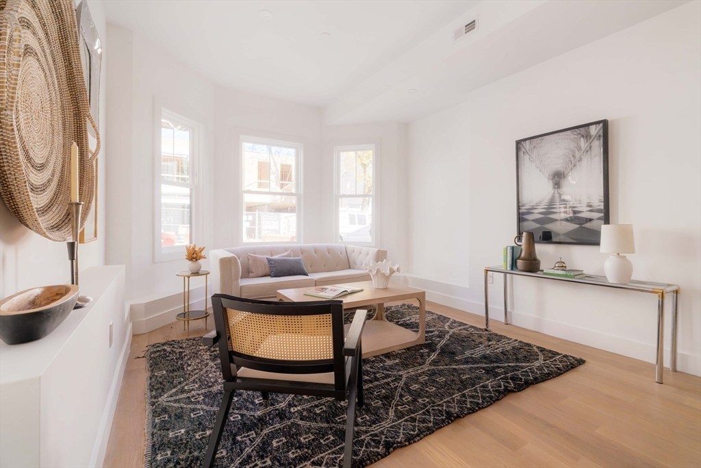 231 Everett Street # 1