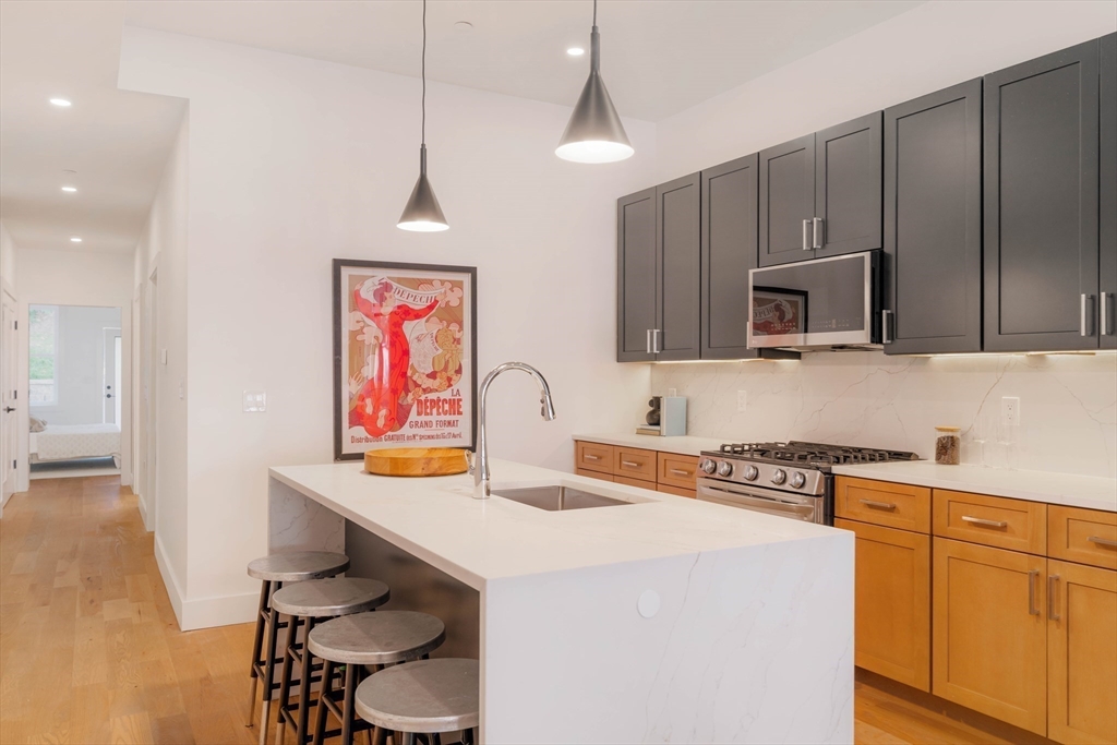 231 Everett Street # 1