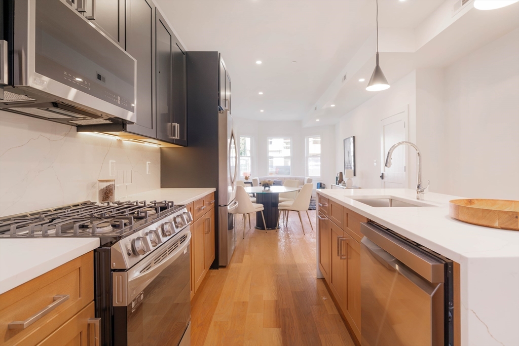 231 Everett Street # 1