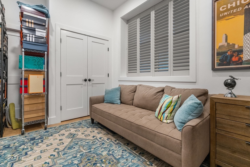 231 Everett # 1