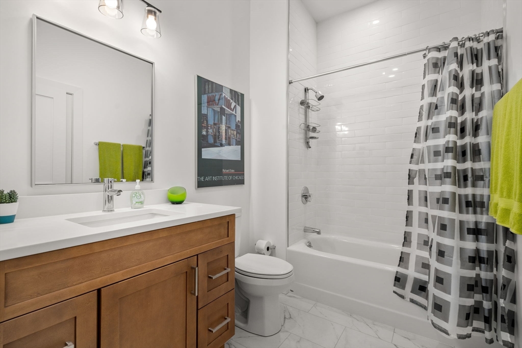 231 Everett # 1