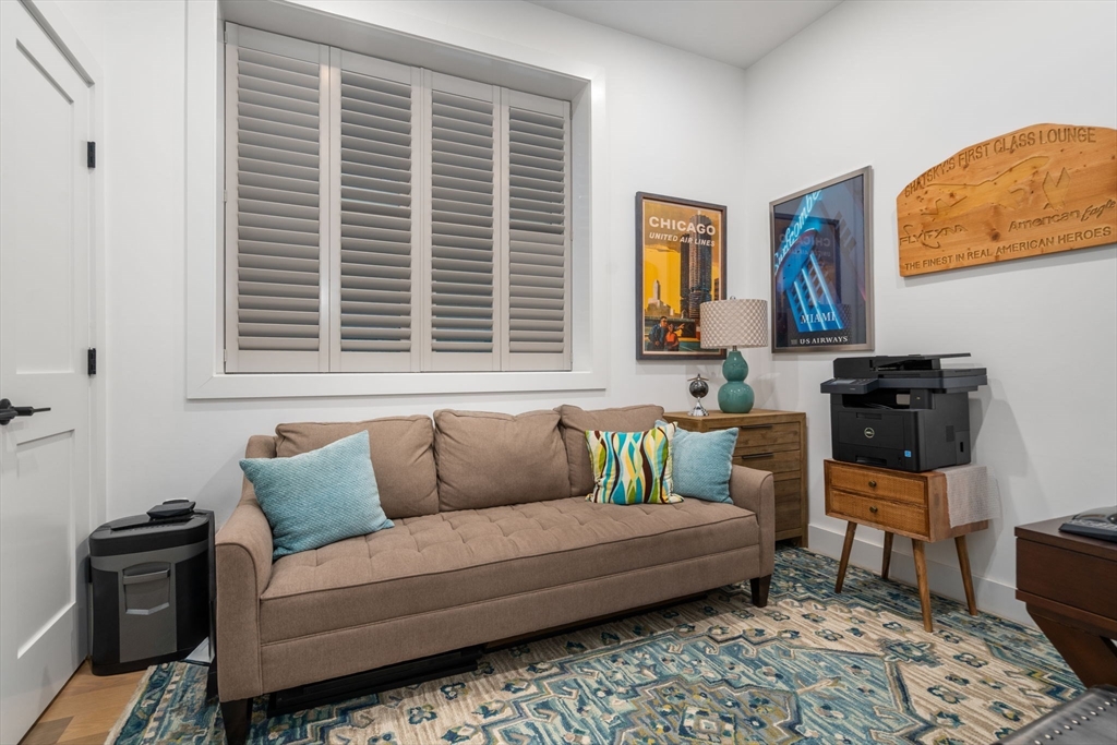 231 Everett # 1