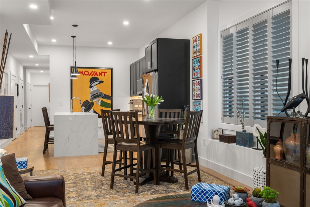 231 Everett # 1