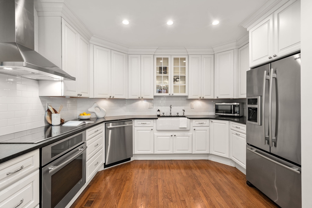 226 Marlborough Street # 5
