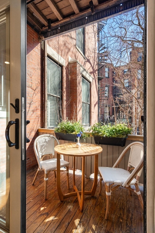 226 Marlborough Street # 5