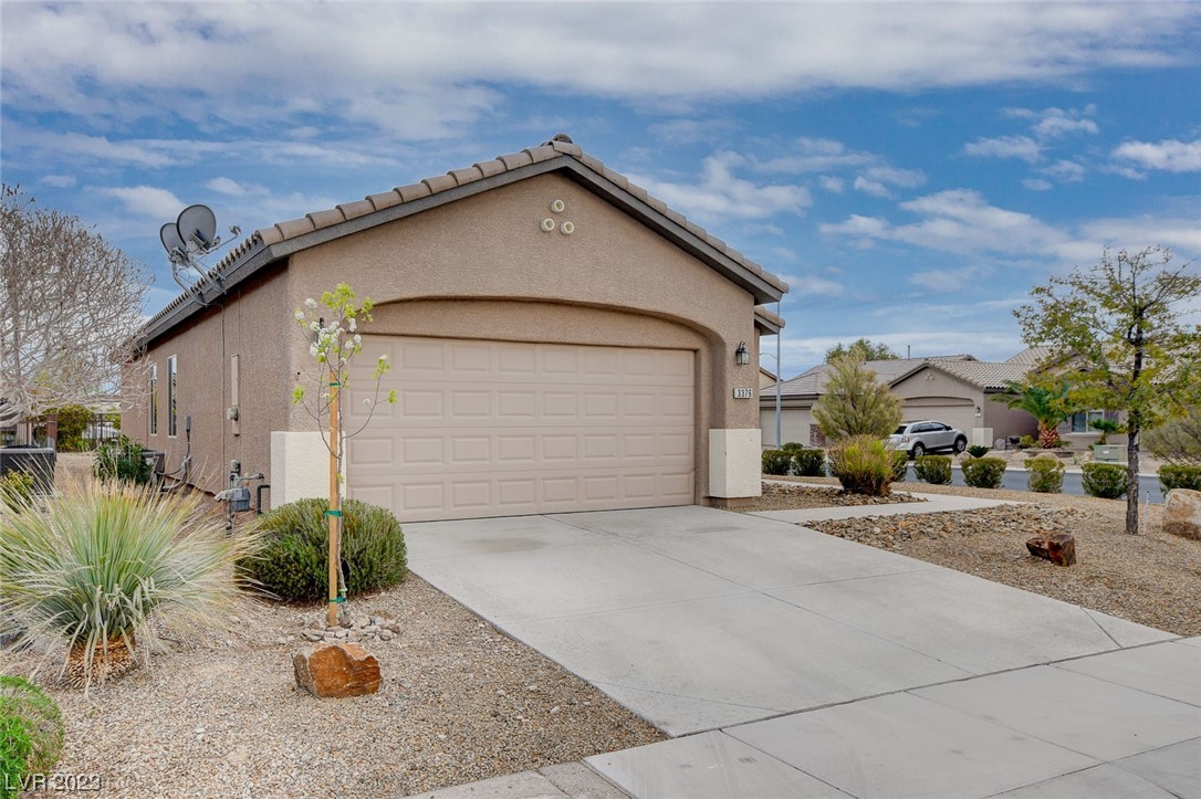 3376 Hackney Horse Court