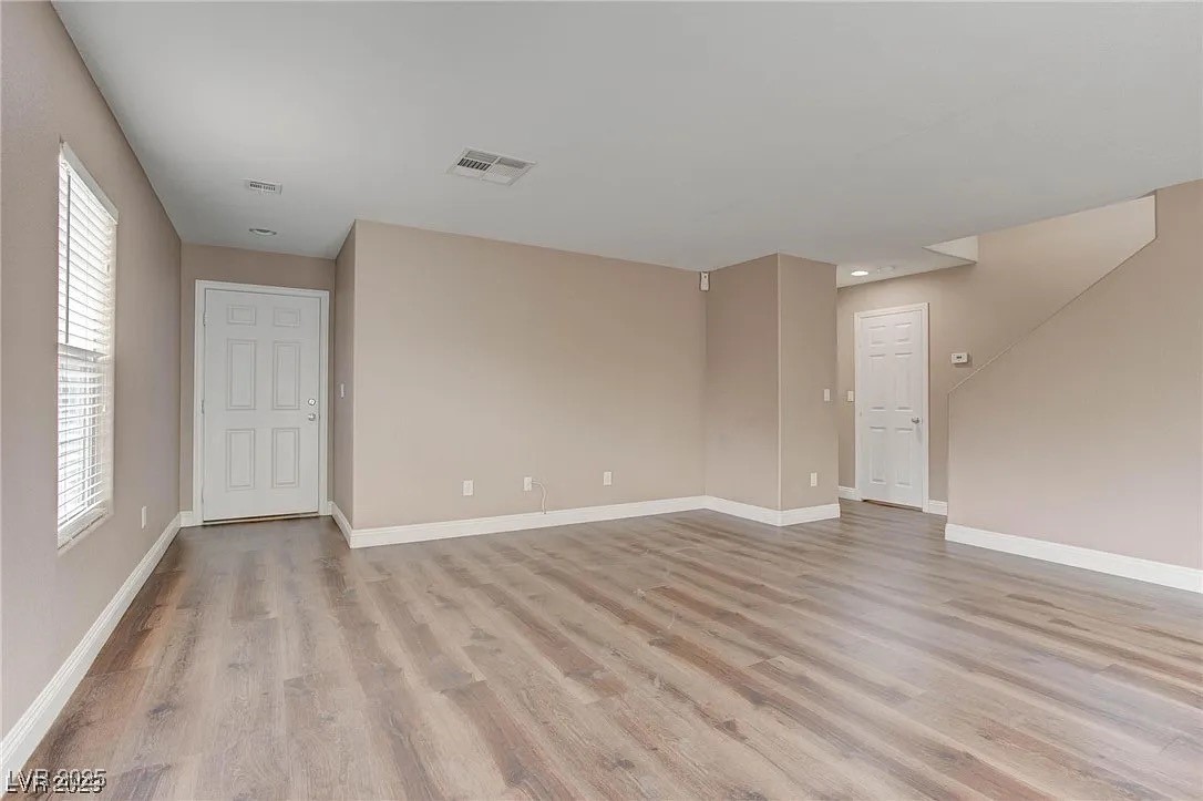 7021 Town Forest Avenue