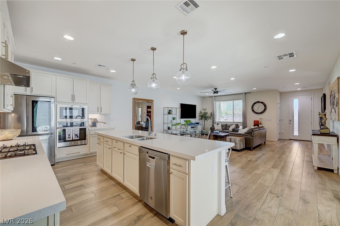 1000 East Sunset Road