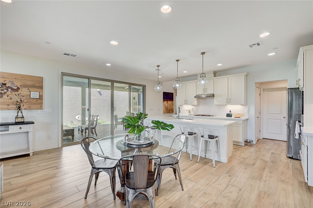 1000 East Sunset Road