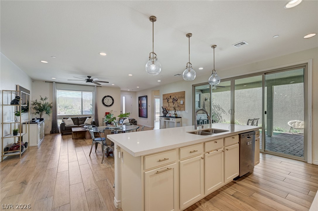 1000 East Sunset Road