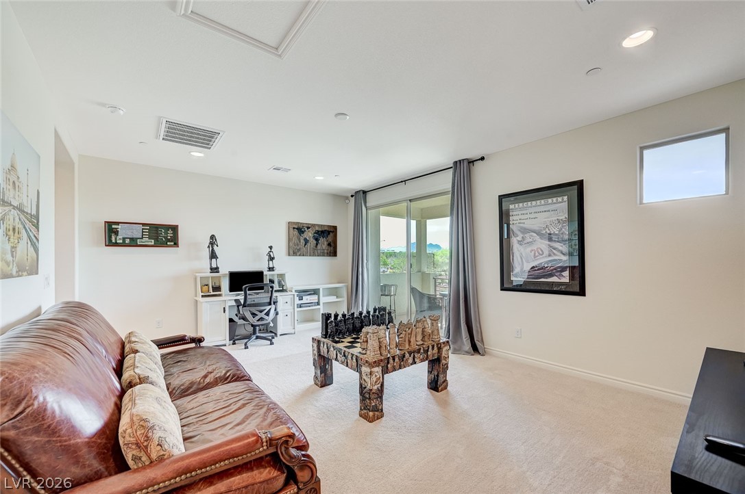 1000 East Sunset Road