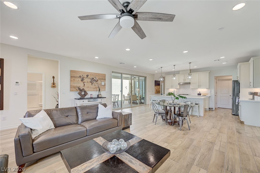 1000 East Sunset Road