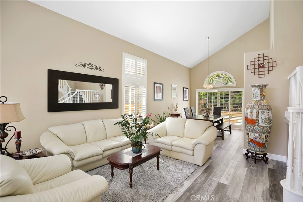 33 Sepulveda