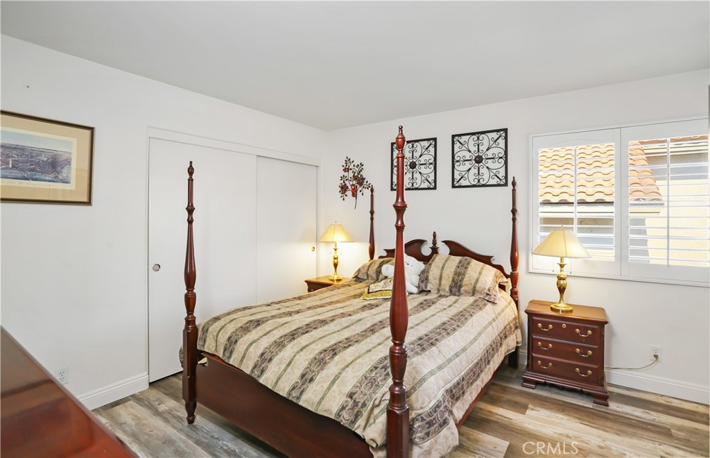 33 Sepulveda