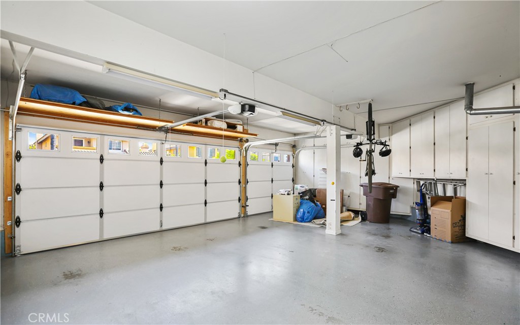 33 Sepulveda