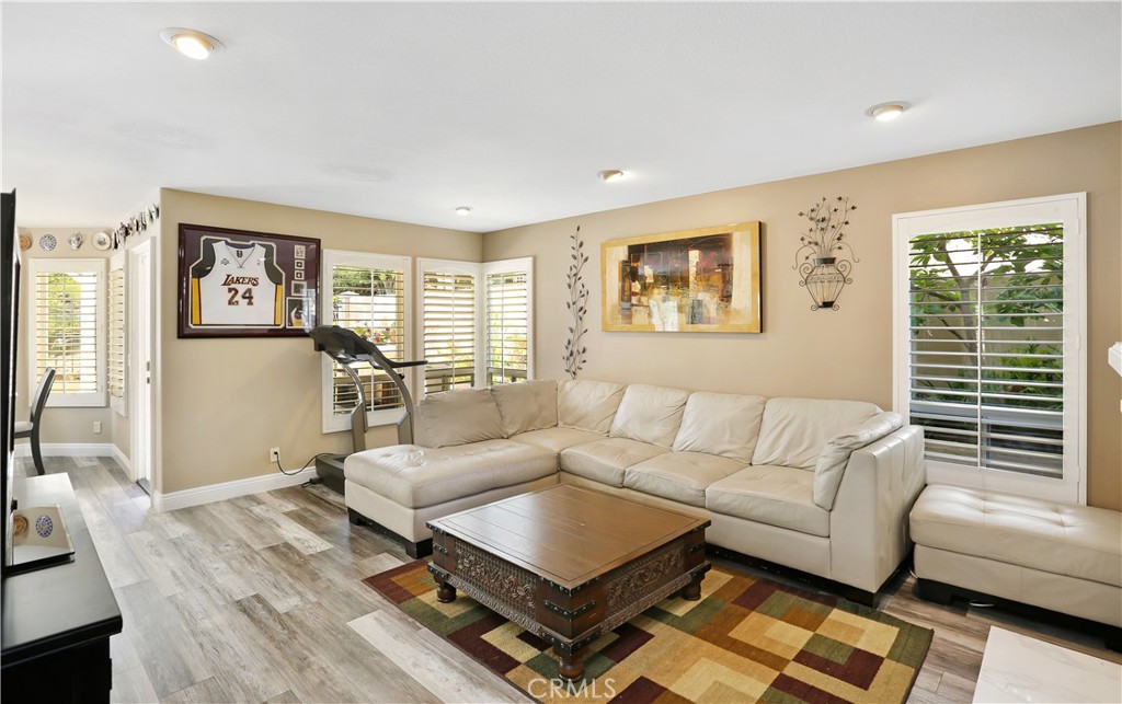 33 Sepulveda