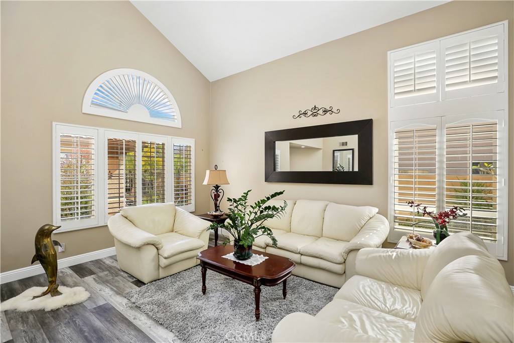 33 Sepulveda