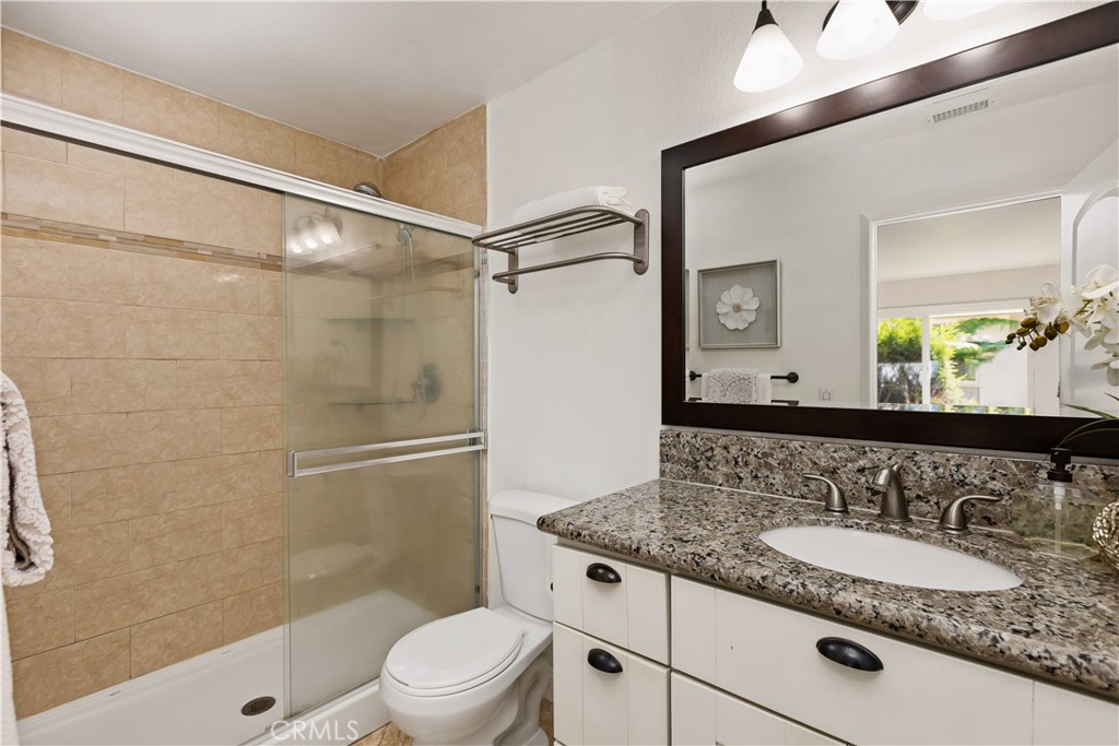 23346 Via San Martine