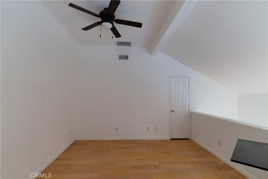 2 Mansera Place
