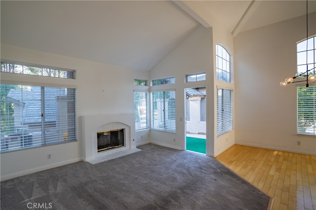 2 Mansera Place