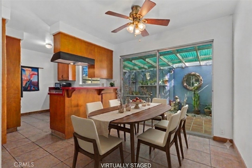 307 N Acacia A