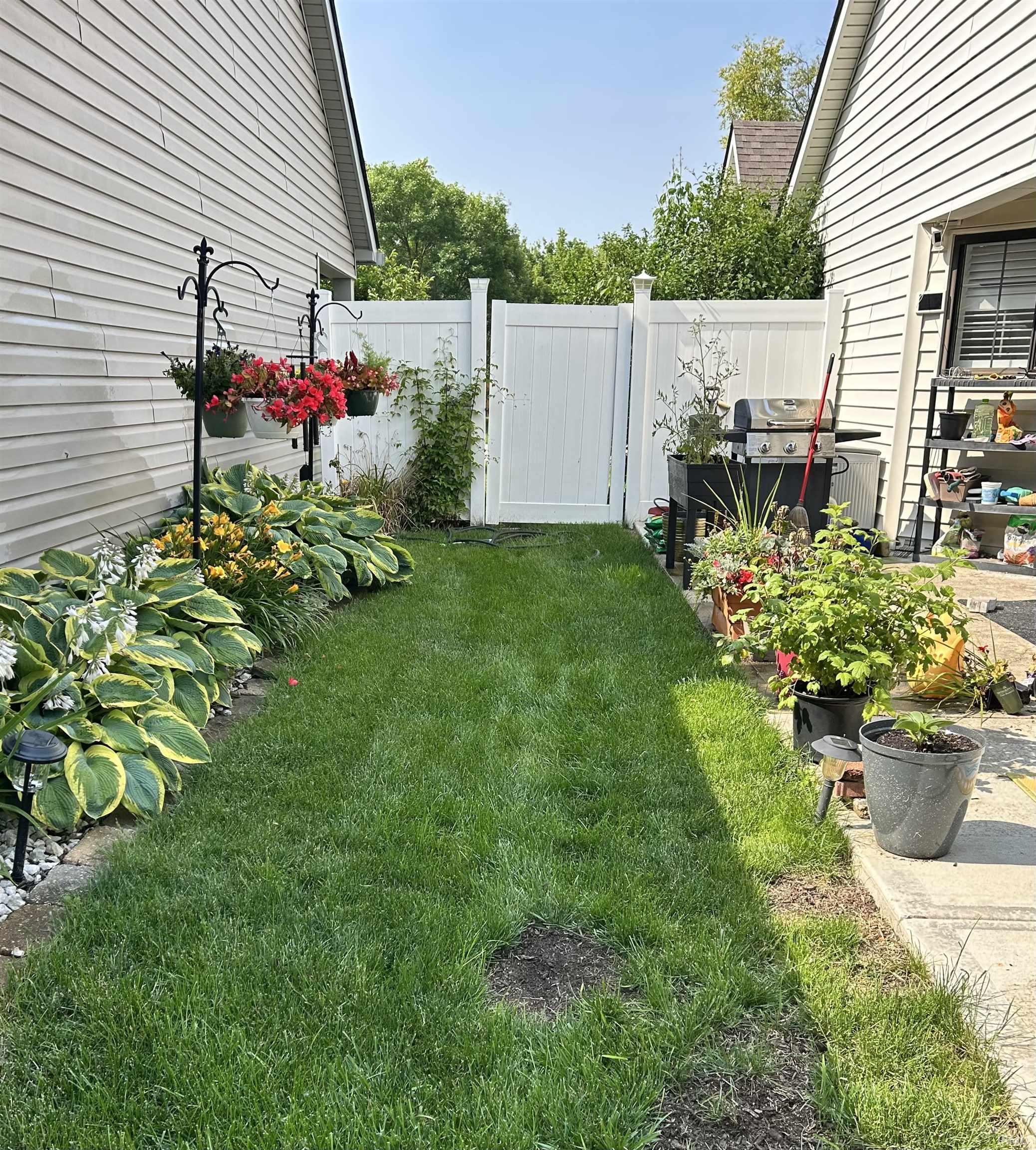 7859 Bosinney Circle