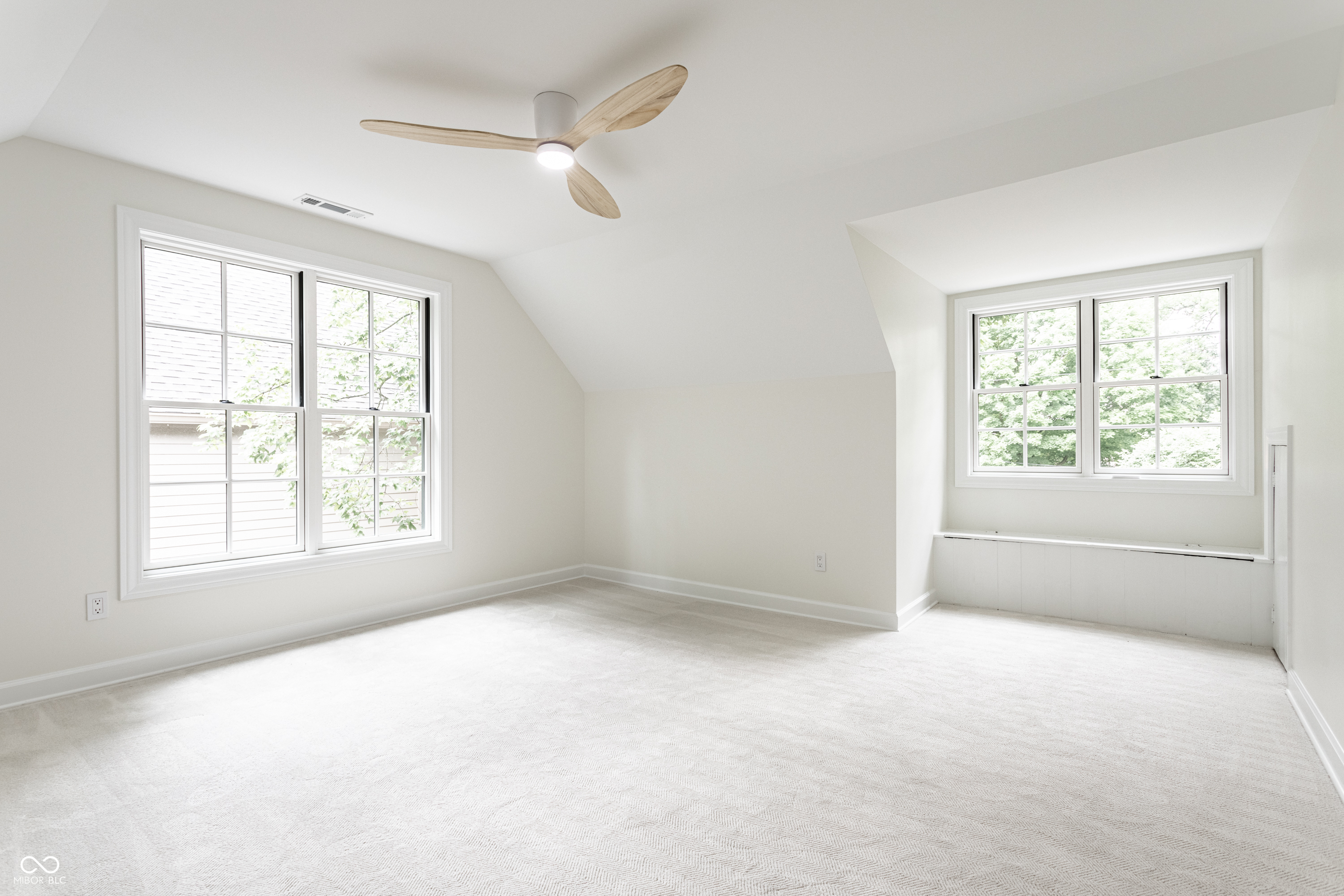 5708 Winthrop Avenue