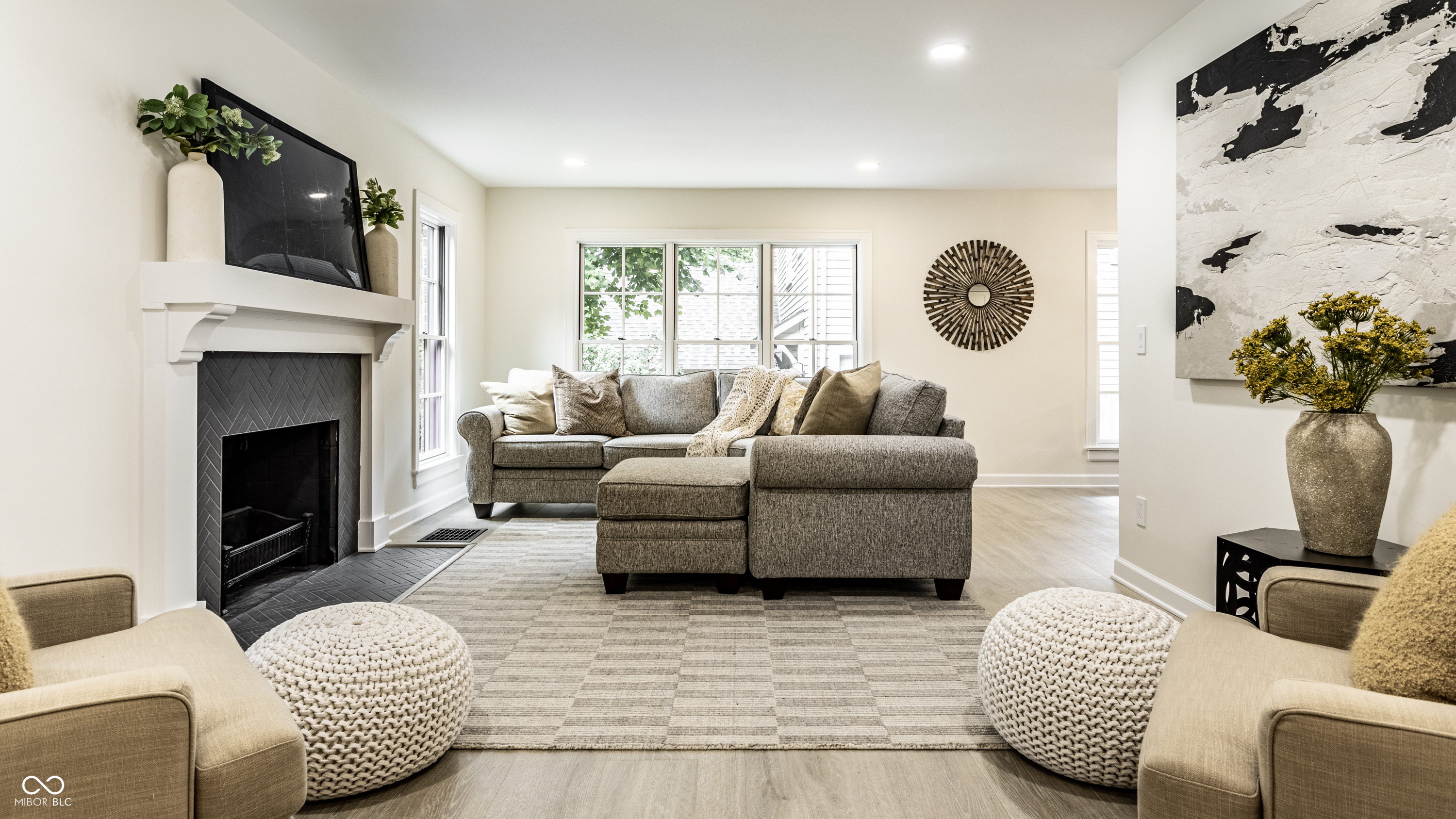 5708 Winthrop Avenue