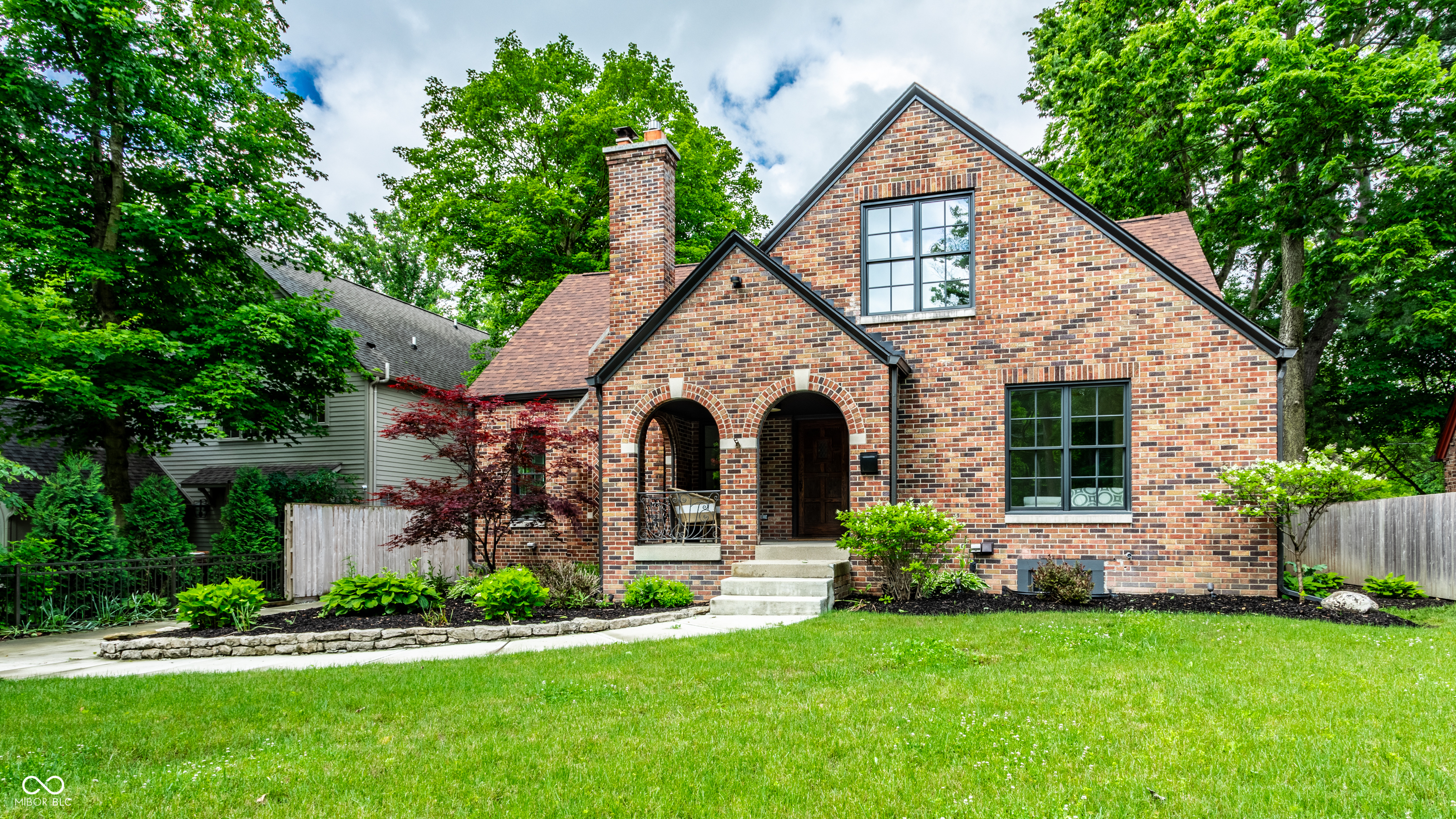 5708 Winthrop Avenue