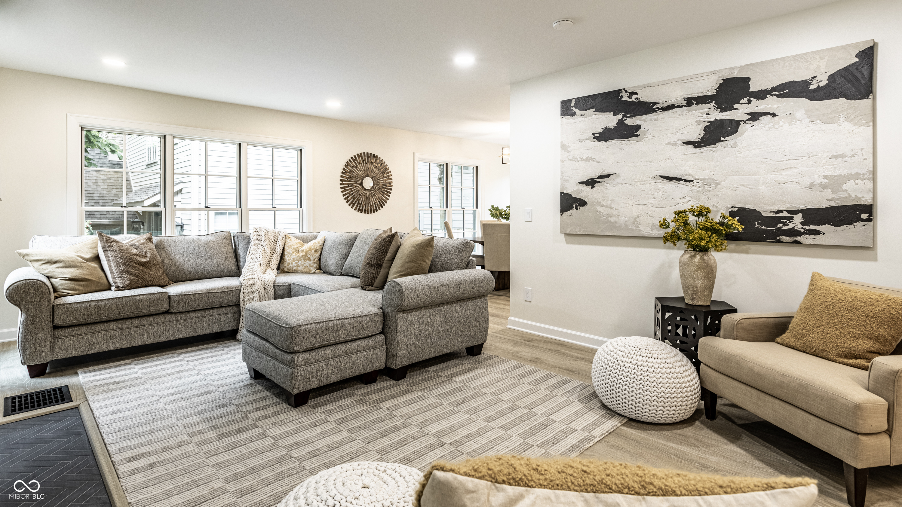 5708 Winthrop Avenue