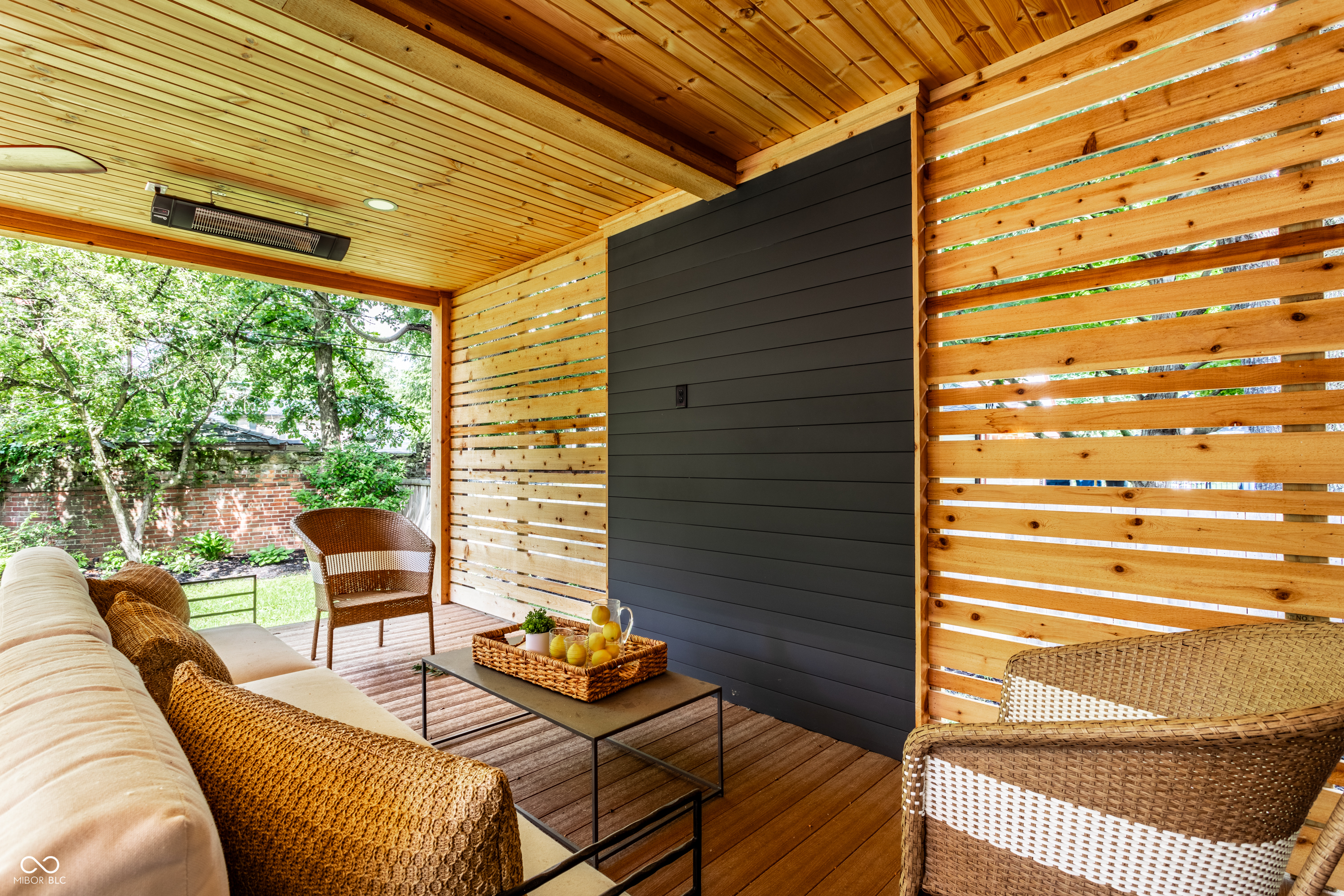 5708 Winthrop Avenue