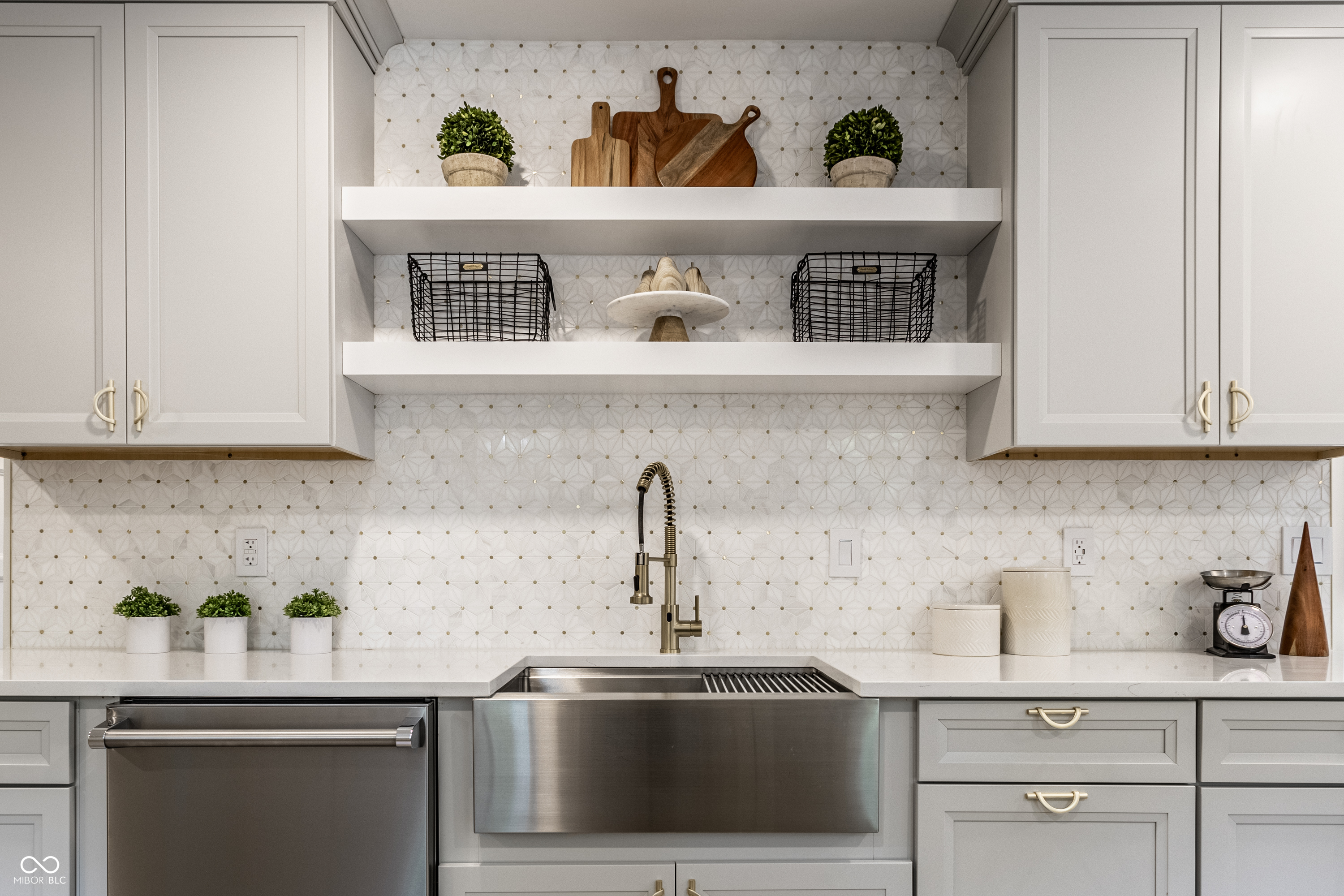 5708 Winthrop Avenue