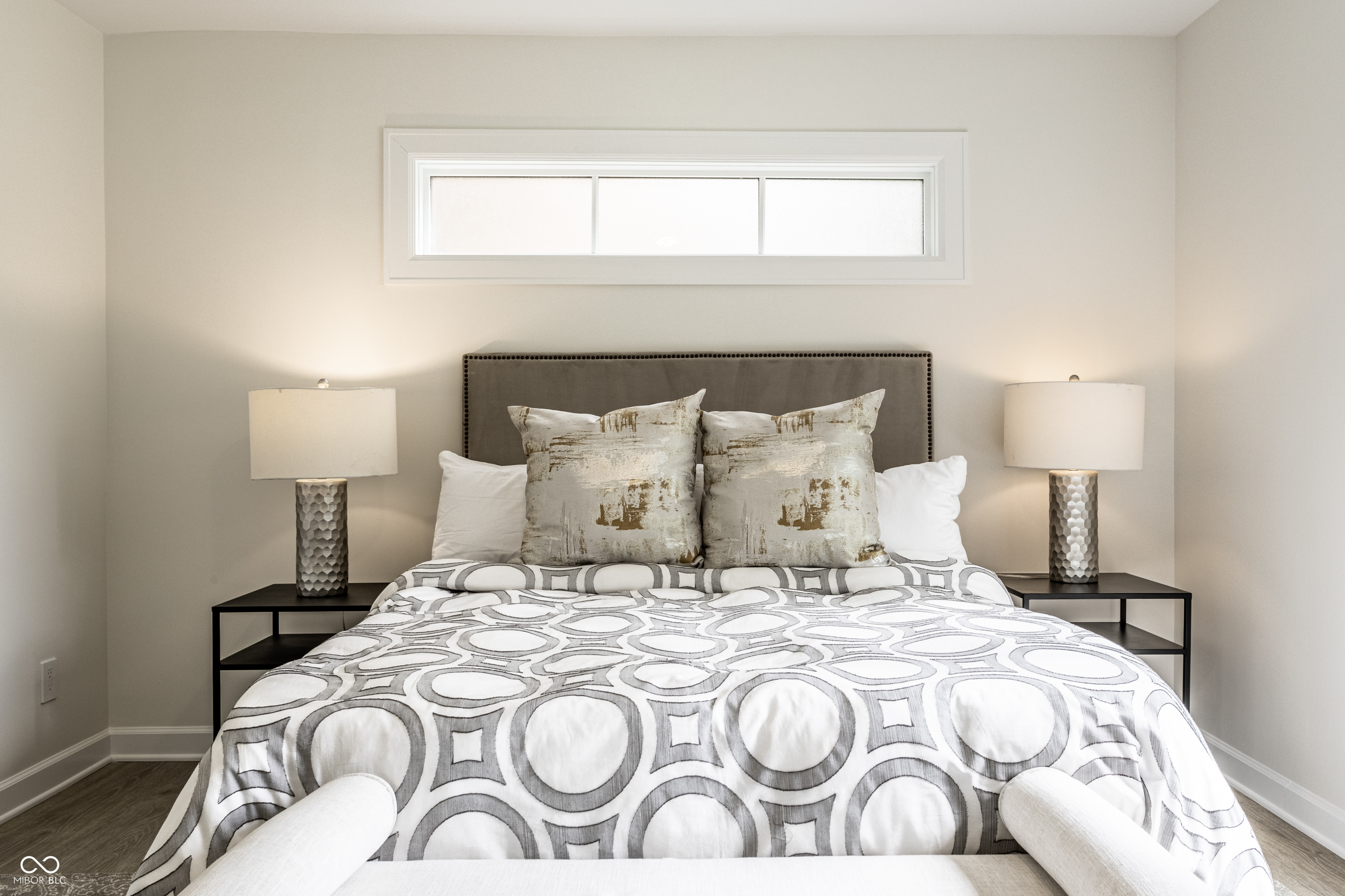 5708 Winthrop Avenue