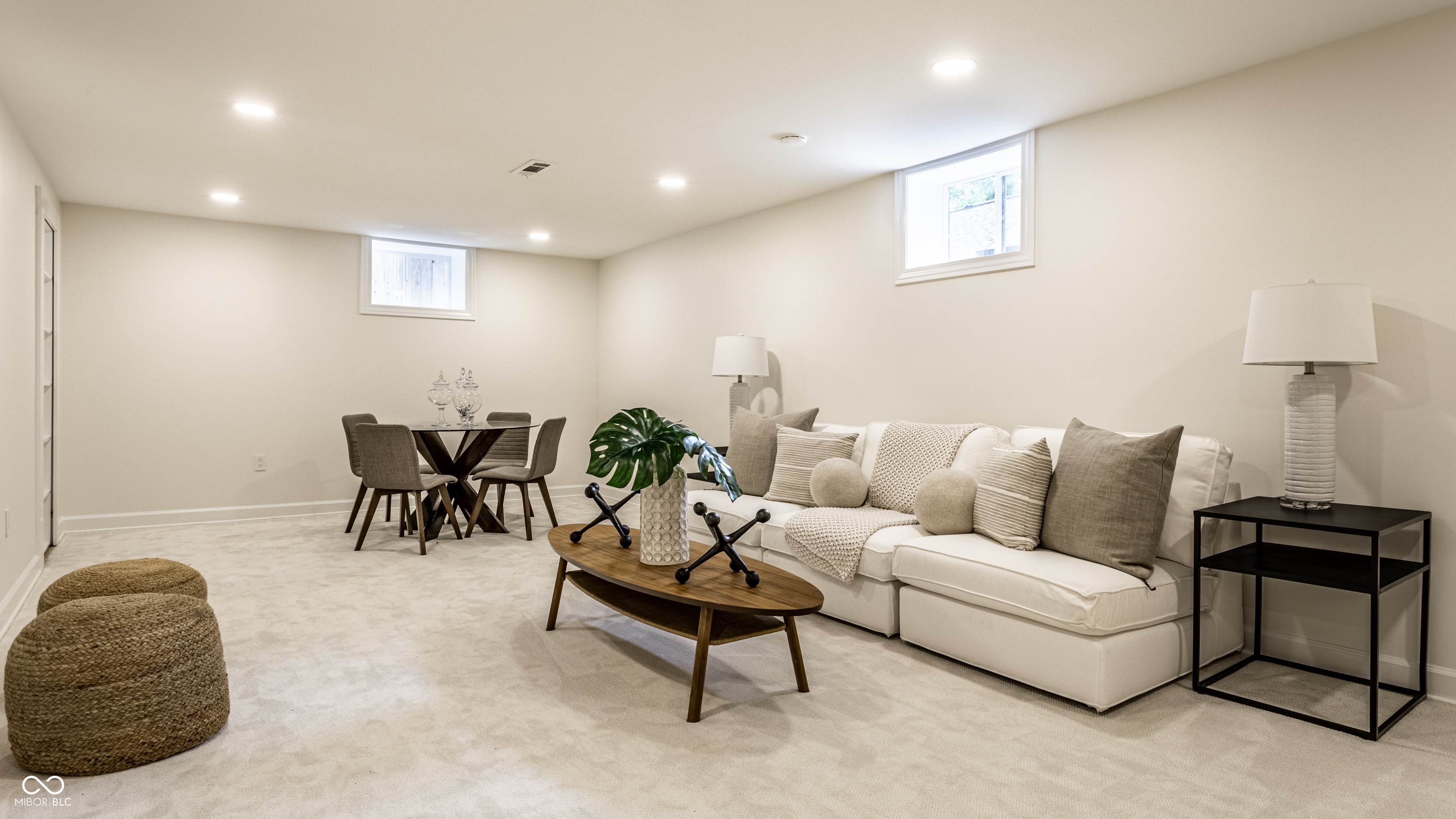 5708 Winthrop Avenue