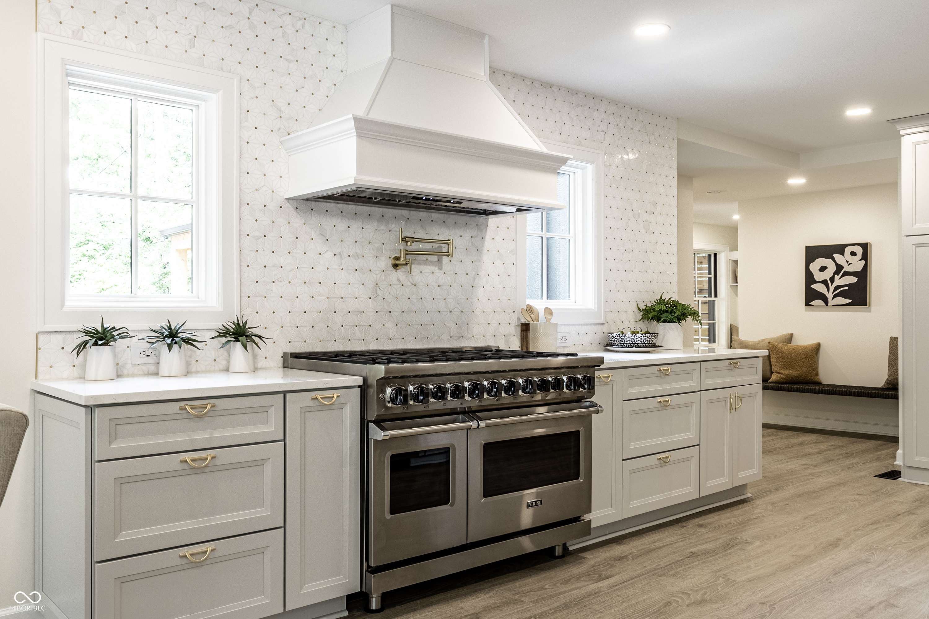 5708 Winthrop Avenue