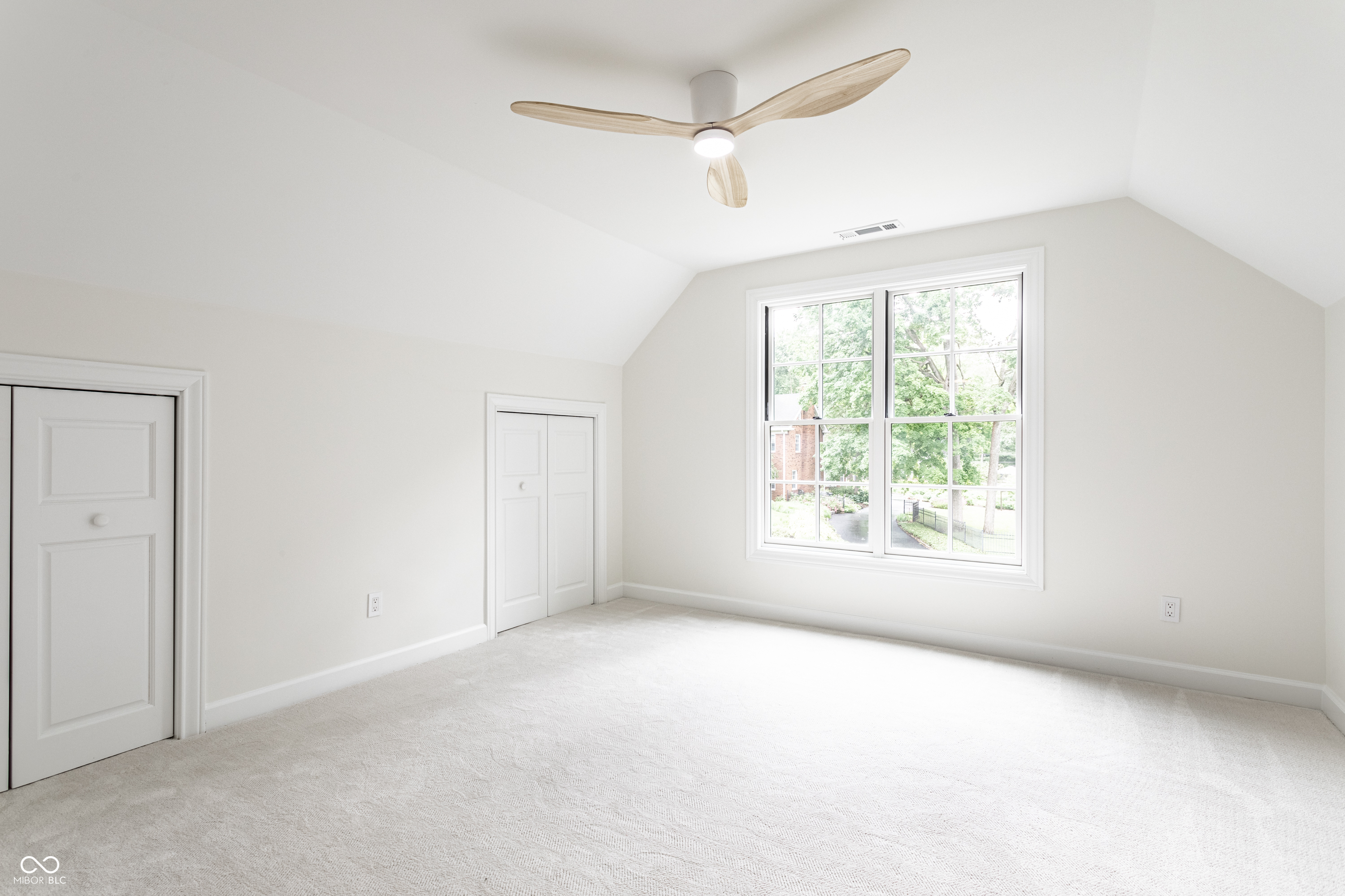 5708 Winthrop Avenue